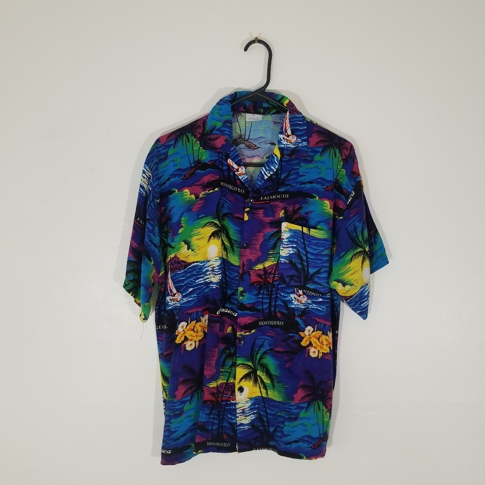 Vintage Carribbean Shirt - Medium - Great Colors!